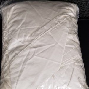 KIRKLAND SIGNATURE 680 THREAD COUNT KING TOP SHEET & KING PILLOWCASES